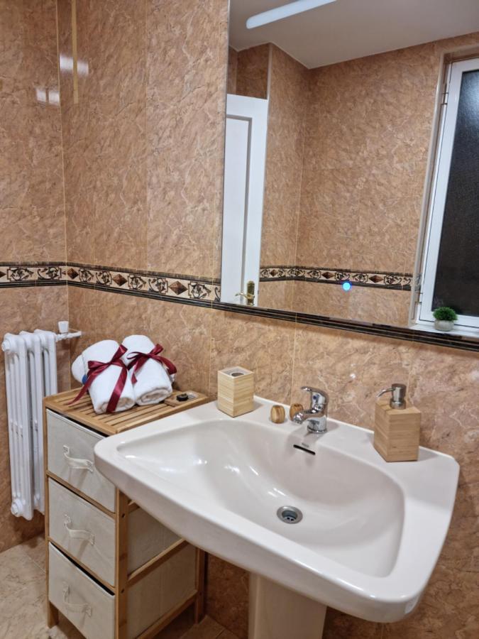 Casa Roman Sport Леон Екстер'єр фото