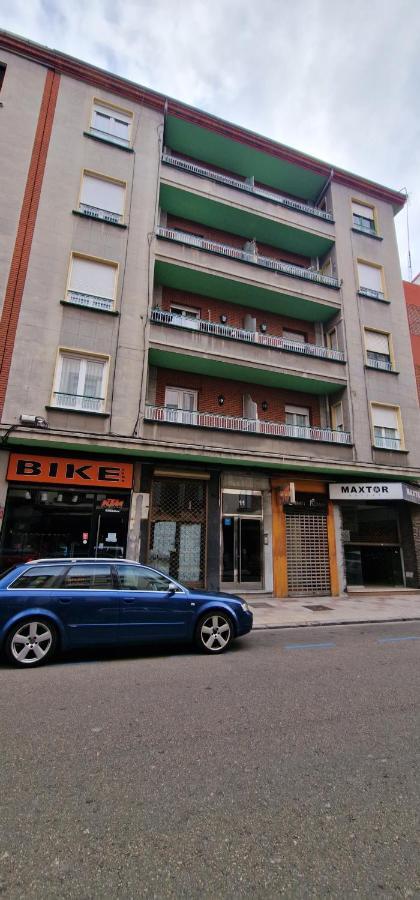 Casa Roman Sport Леон Екстер'єр фото